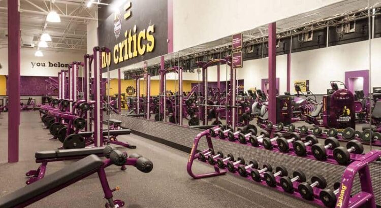 how much does the bar at planet fitness weigh